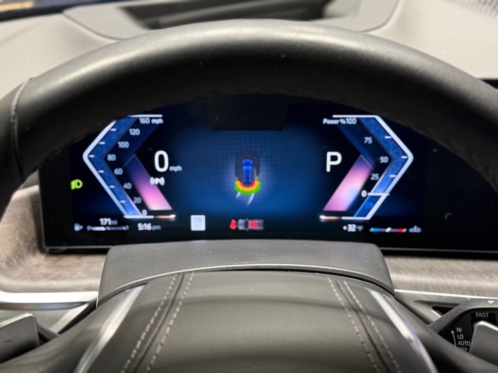 2026 BMW X7 - Image 35