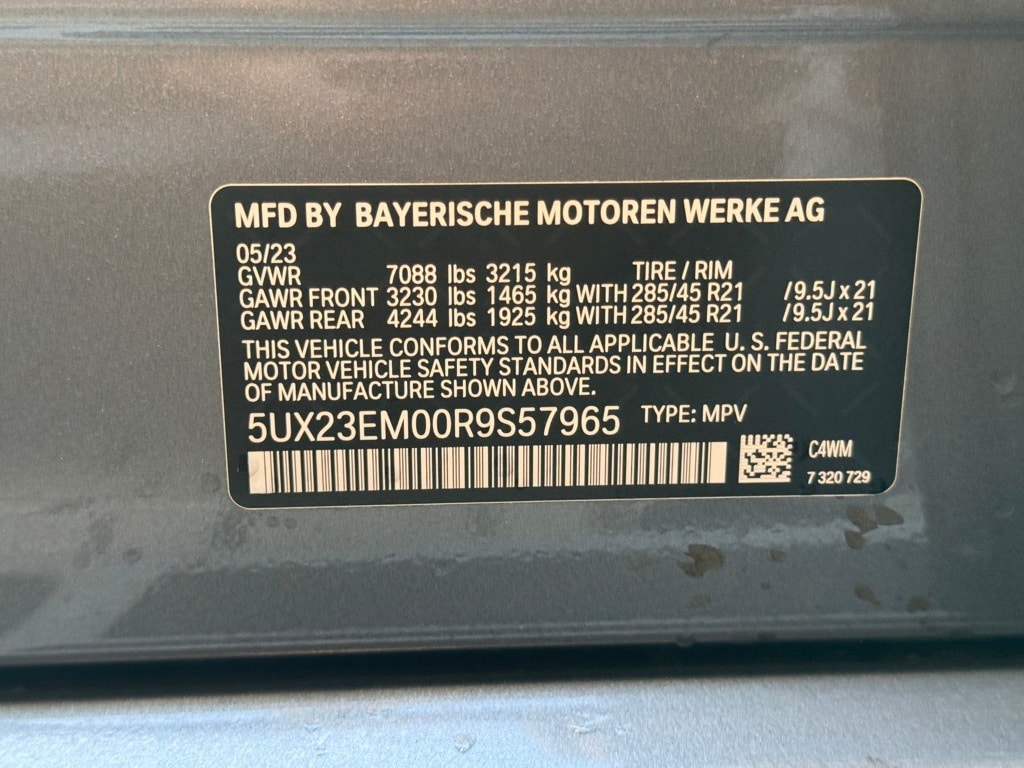 2024 BMW X7 - Image 35