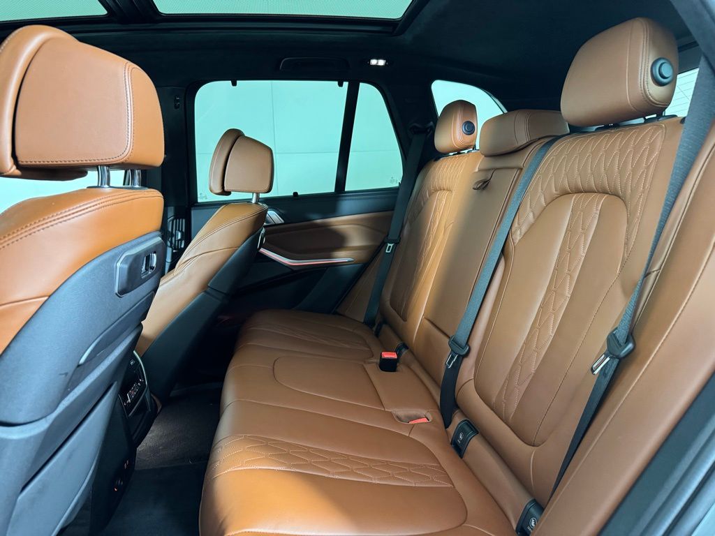 2024 BMW X5 - Image 23
