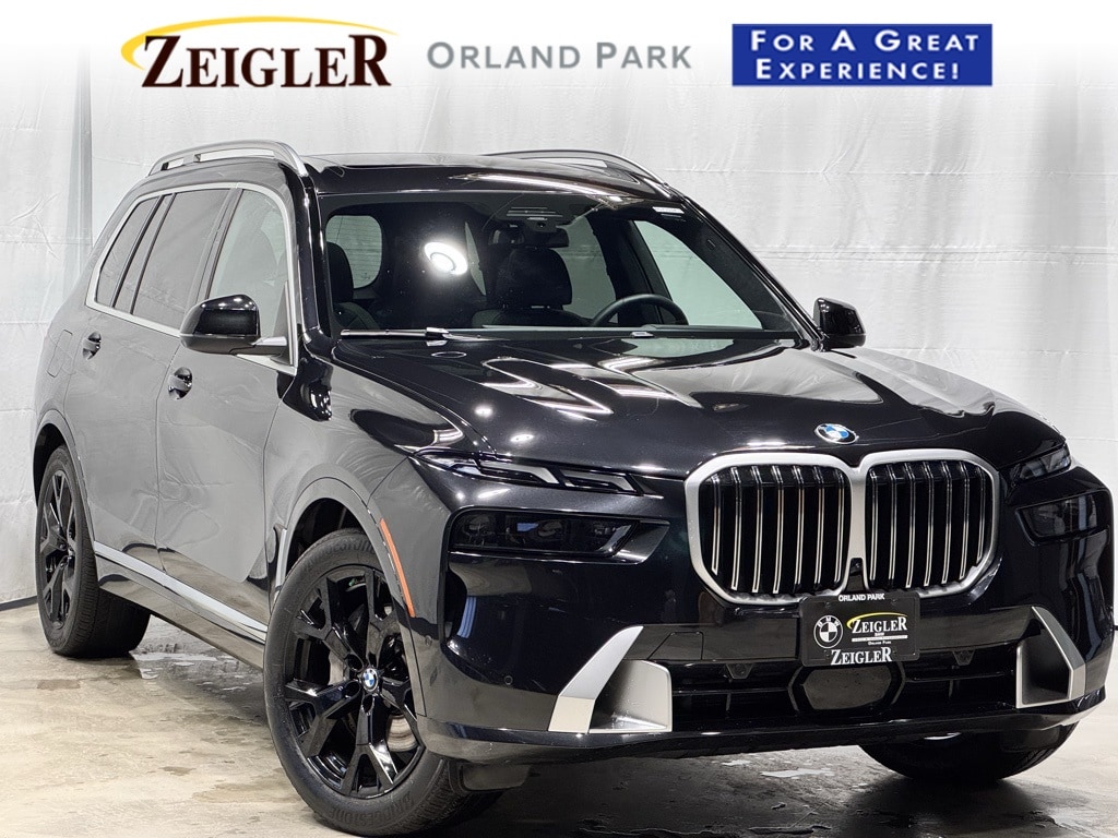 2024 BMW X7 - Image 1