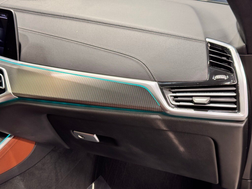 2023 BMW X5 - Image 28