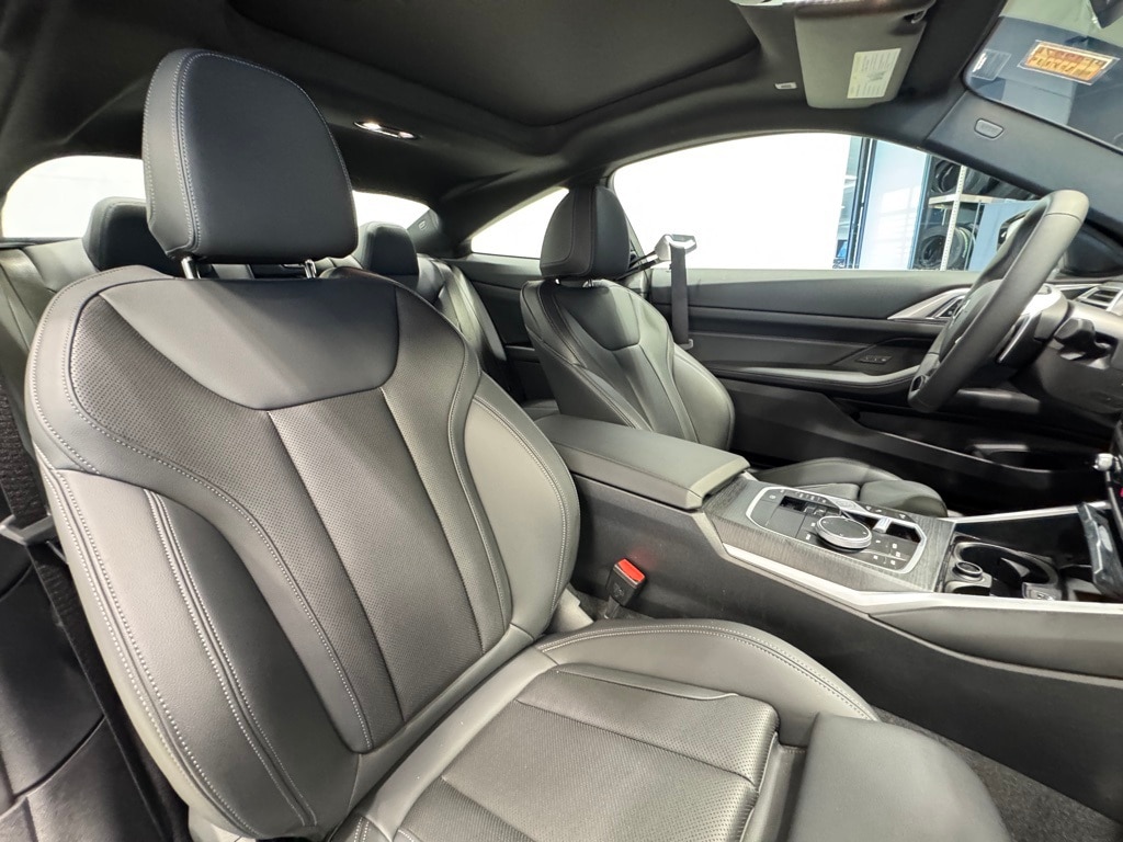 2025 BMW 430I - Image 27