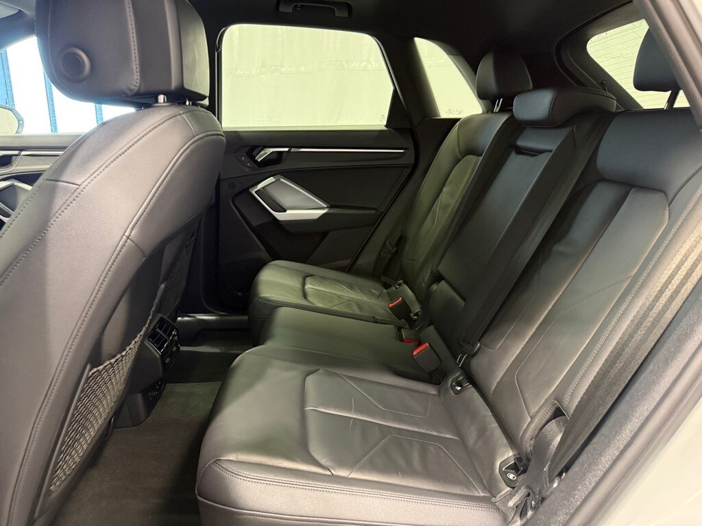 2025 AUDI Q3 - Image 20