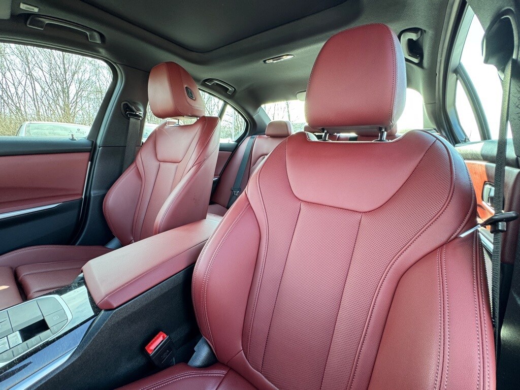 2023 BMW 330I - Image 19