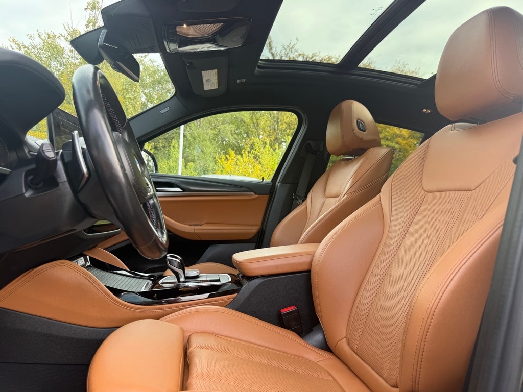 2022 BMW X4 - Image 22