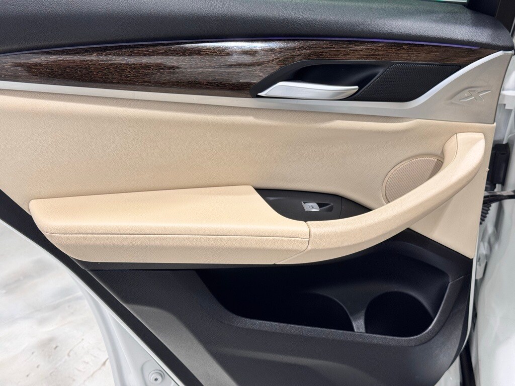 2022 BMW X3 - Image 25