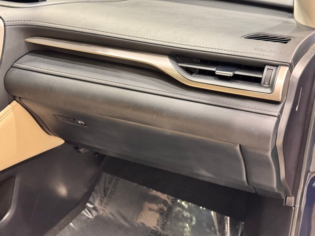 2022 LEXUS RX - Image 28