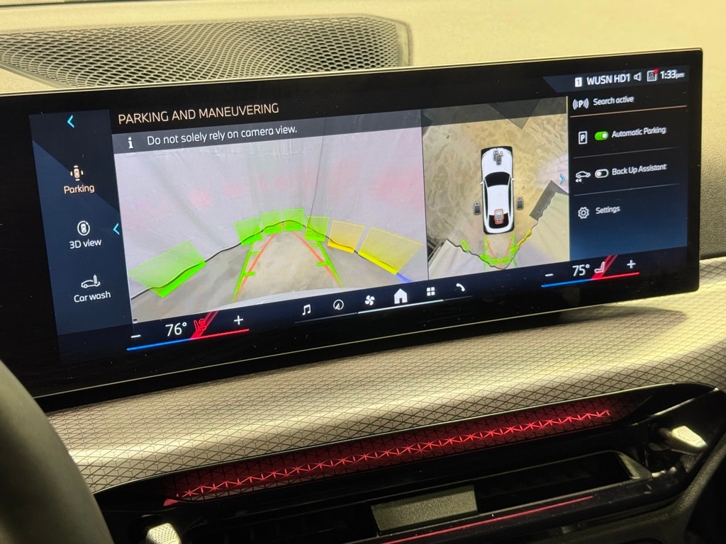 2025 BMW I4 - Image 11