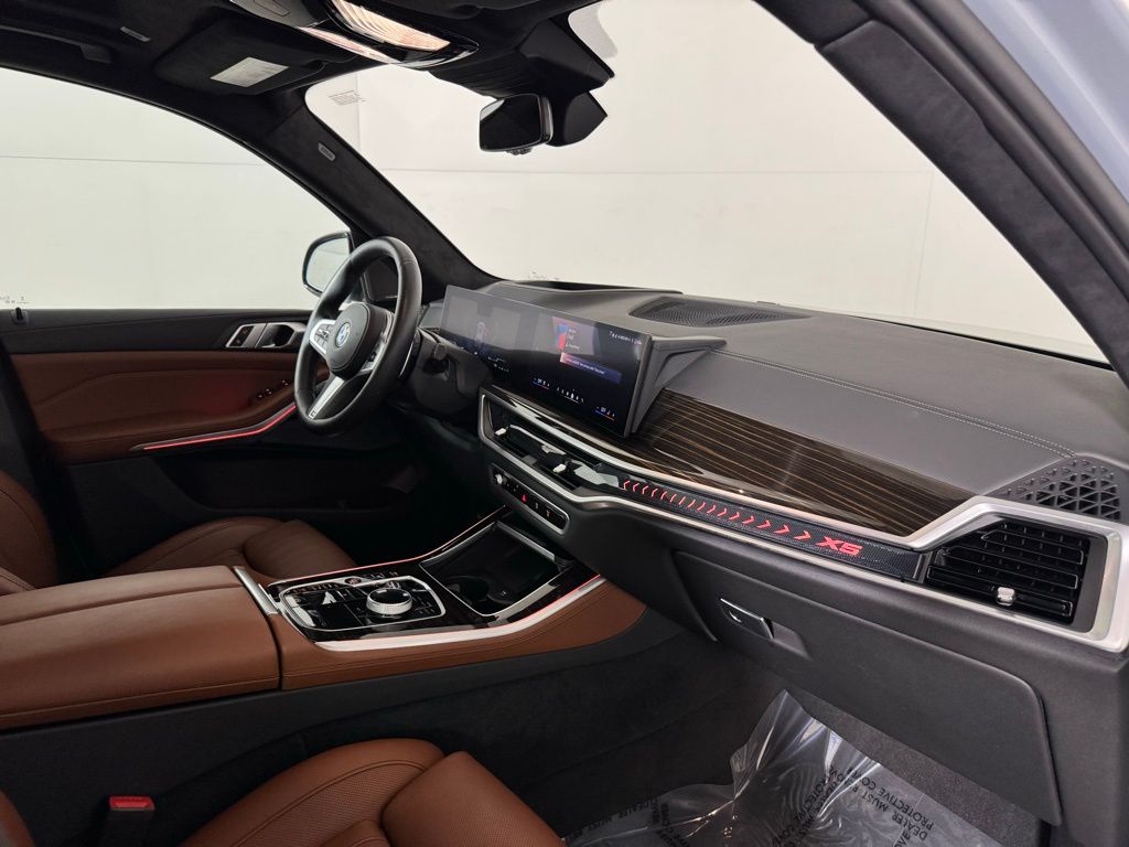 2024 BMW X5 - Image 29