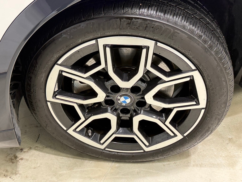 2025 BMW X1 - Image 10