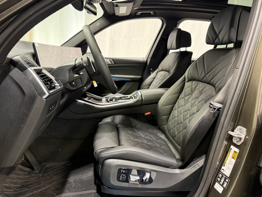 2026 BMW X5 - Image 14