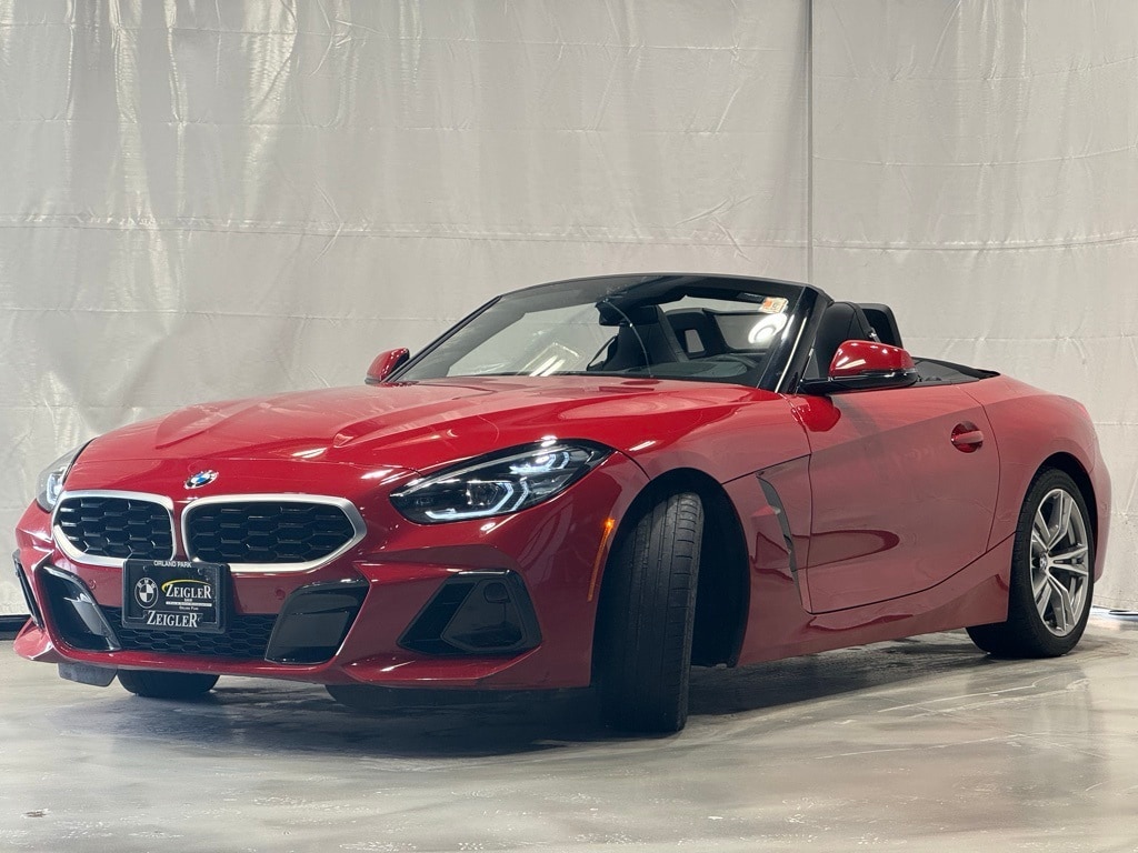 2025 BMW Z4 - Image 3