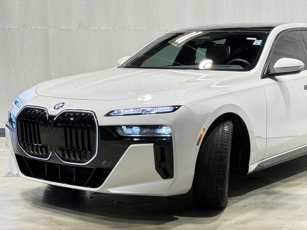 2024 BMW 760I - Image 3