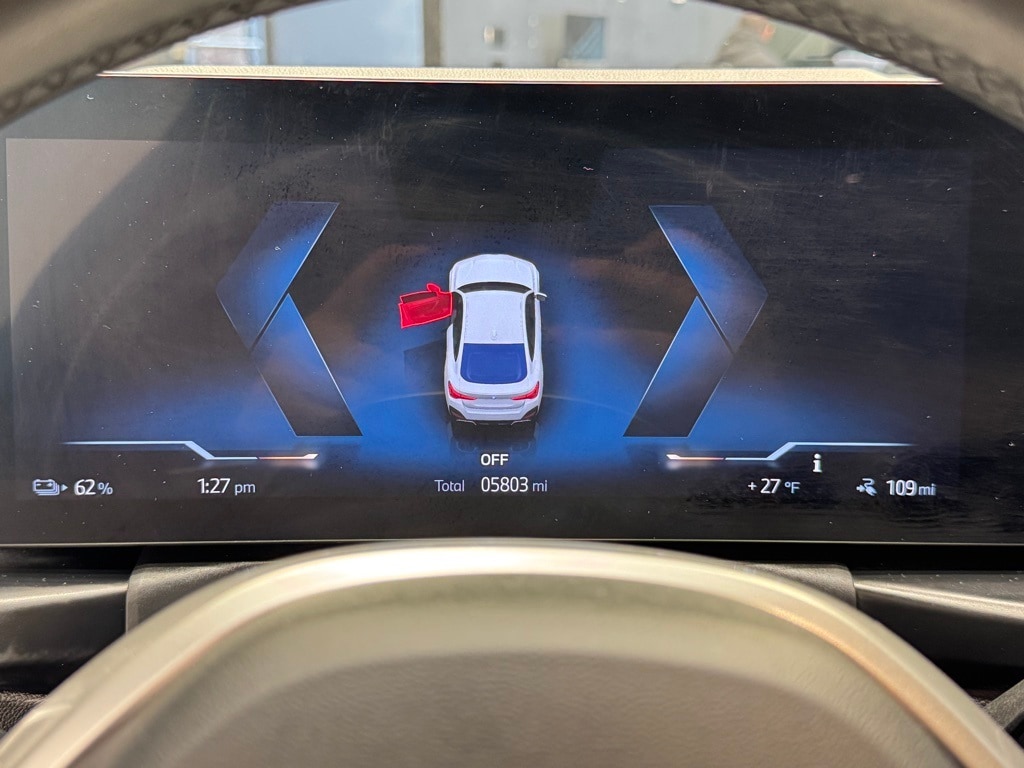 2025 BMW I4 - Image 32