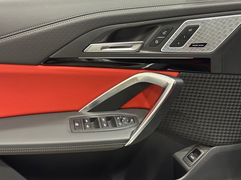 2025 BMW X2 - Image 16