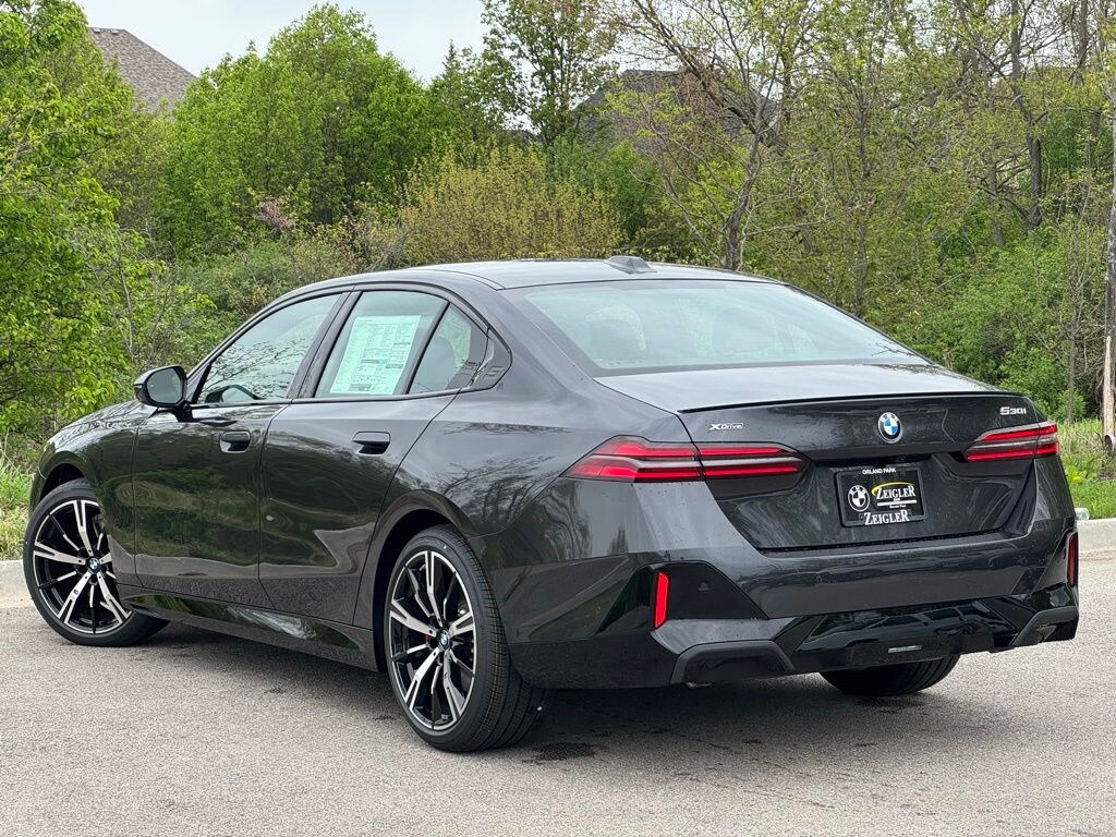 New 2026 BMW 530i xDrive Sedan