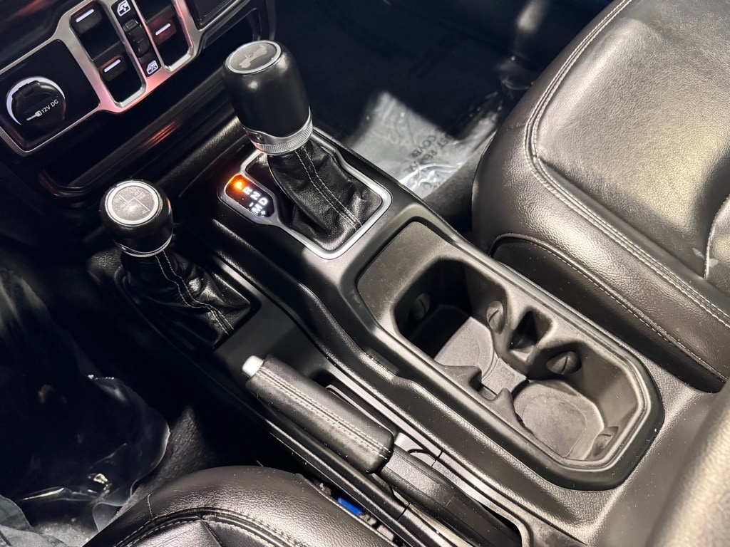 2023 JEEP WRANGLER - Image 16