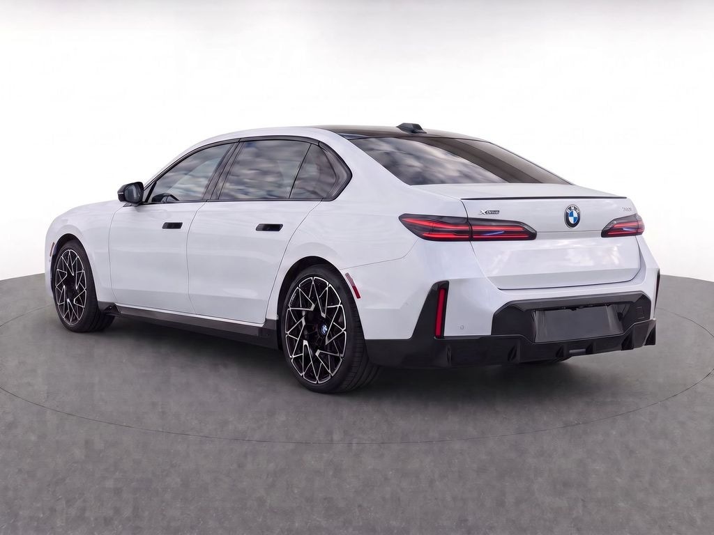 New 2027 BMW 740i xDrive Sedan