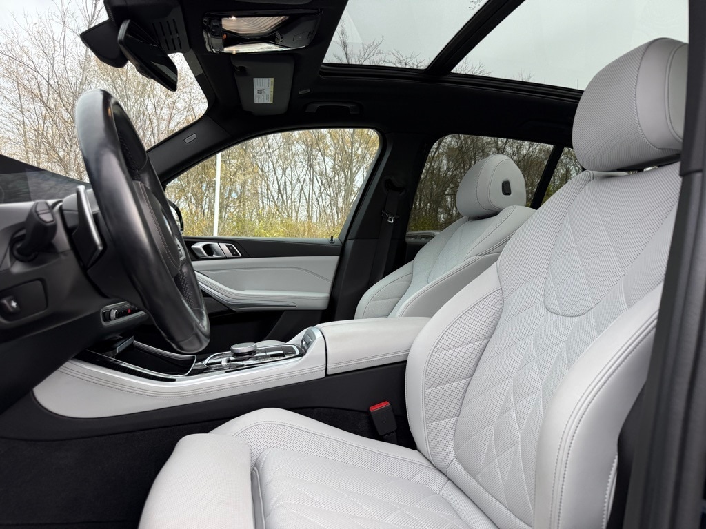 2024 BMW X5 - Image 18