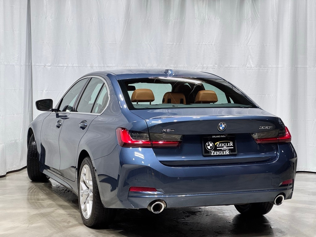 2025 BMW 330I - Image 4