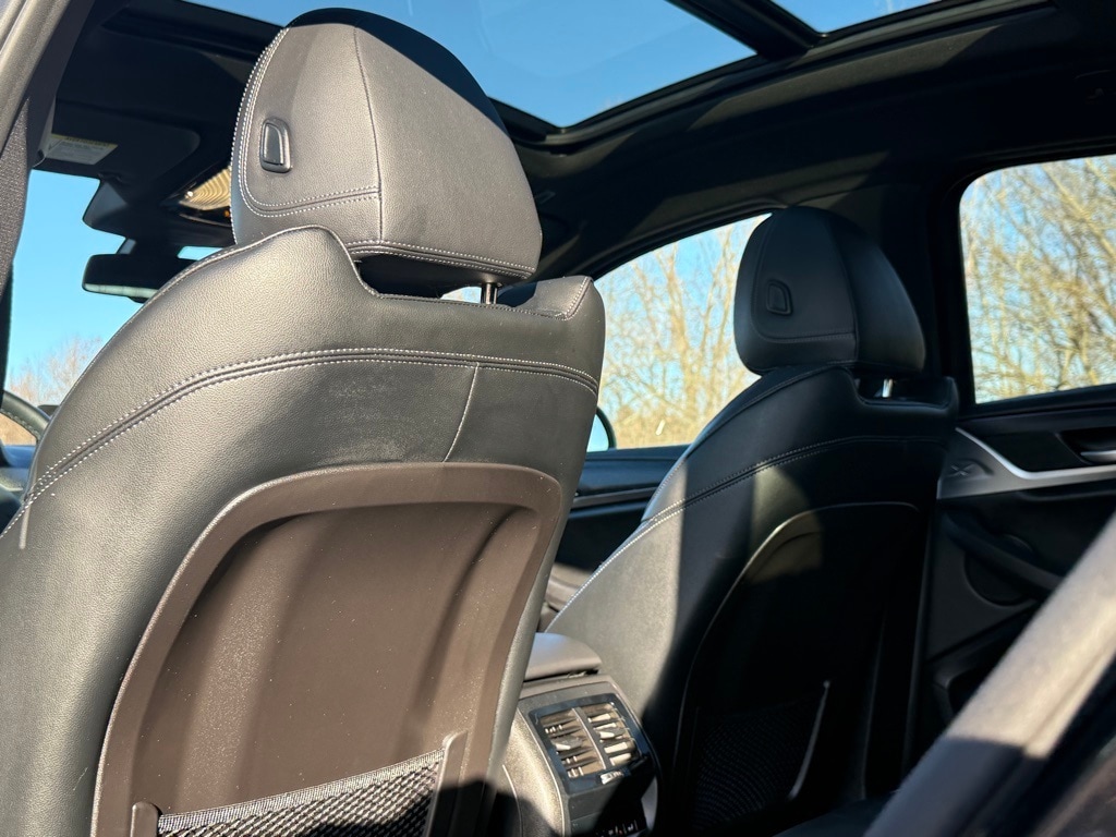 2023 BMW X4 - Image 22