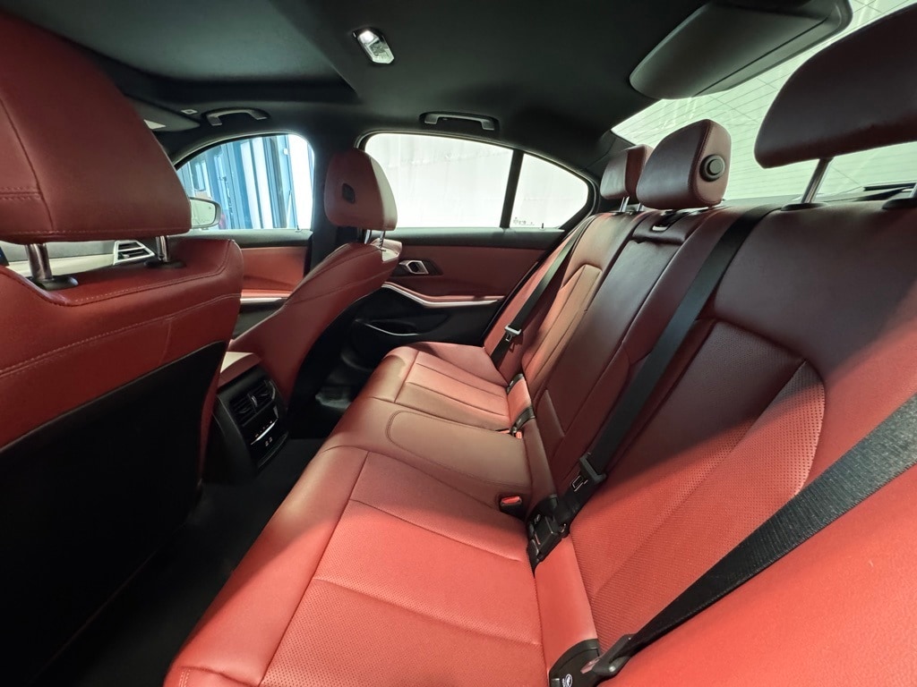 2025 BMW 330I - Image 23