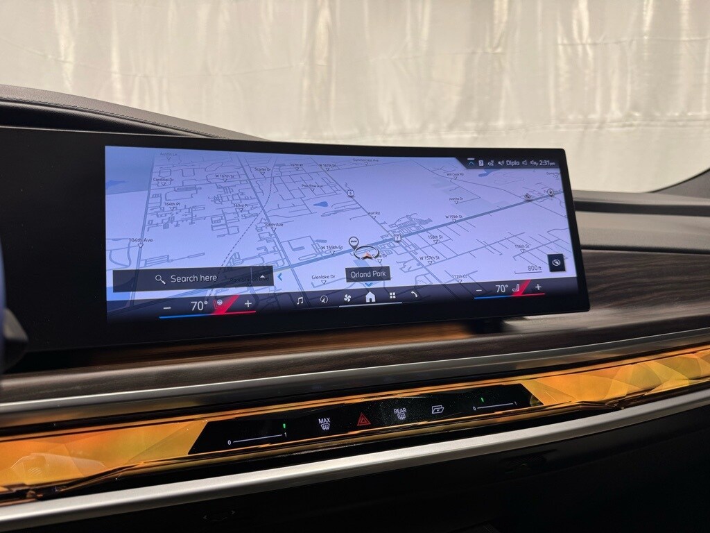 2023 BMW 740I - Image 8