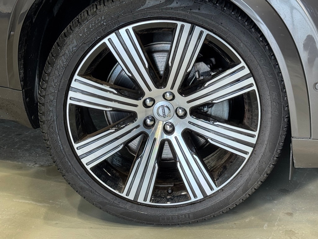 2025 VOLVO XC90 - Image 10