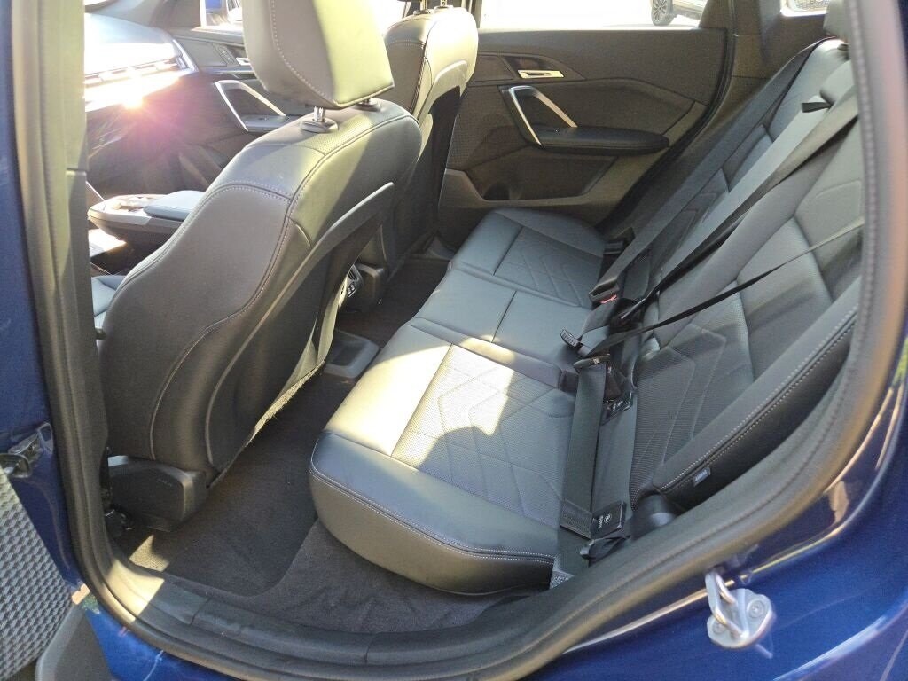 2025 BMW X1 - Image 19