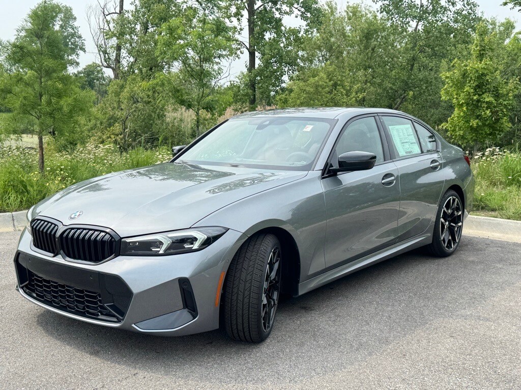 2025 Bmw 330i xDrive Sedan photo 3