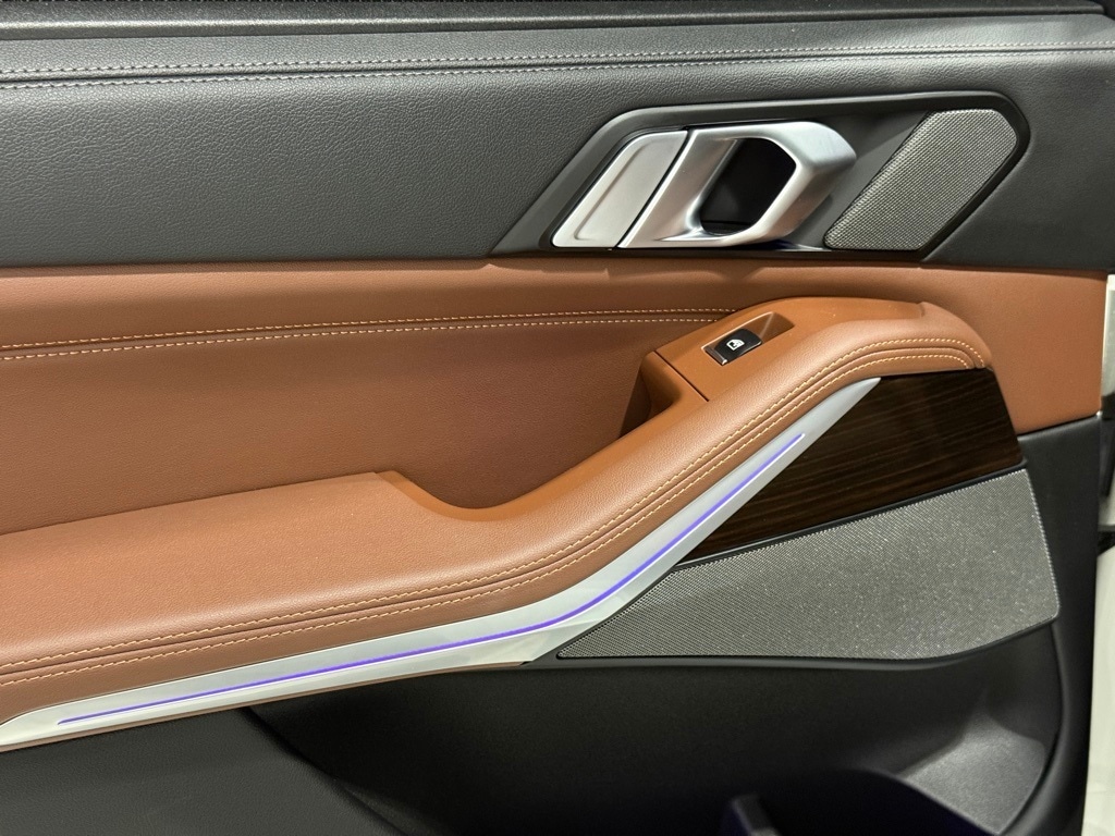 2023 BMW X5 - Image 21