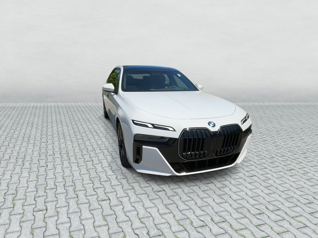 New 2026 BMW 760i xDrive Sedan