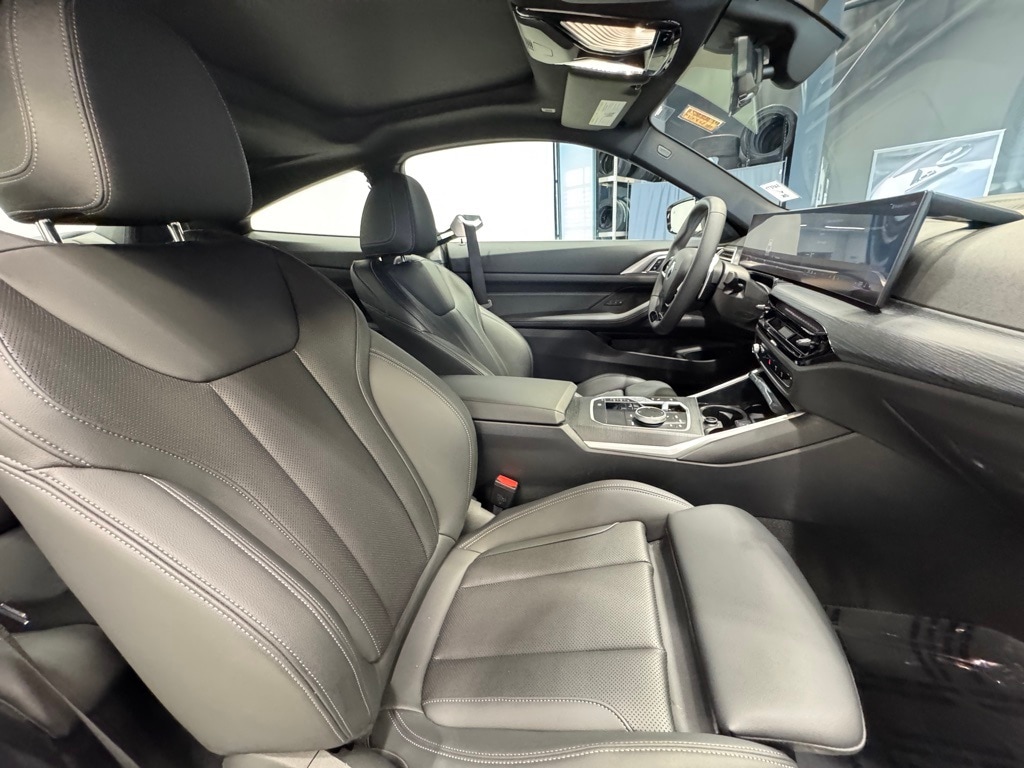 2025 BMW 430I - Image 25