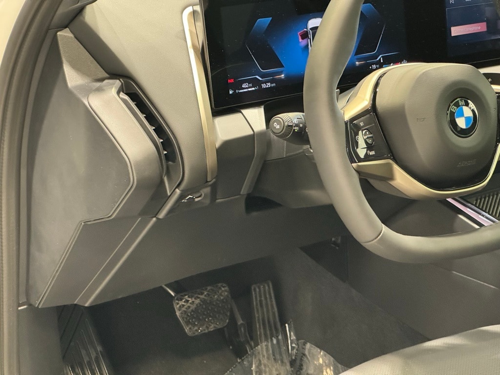 2025 BMW X3 - Image 17