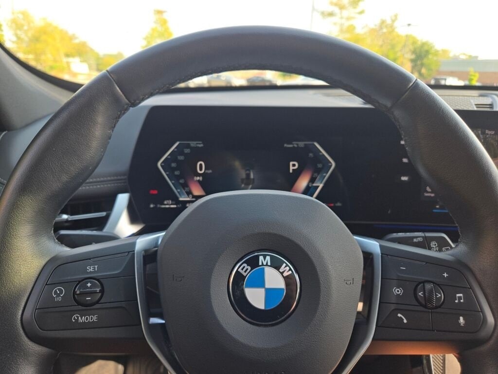 2025 BMW X1 - Image 18