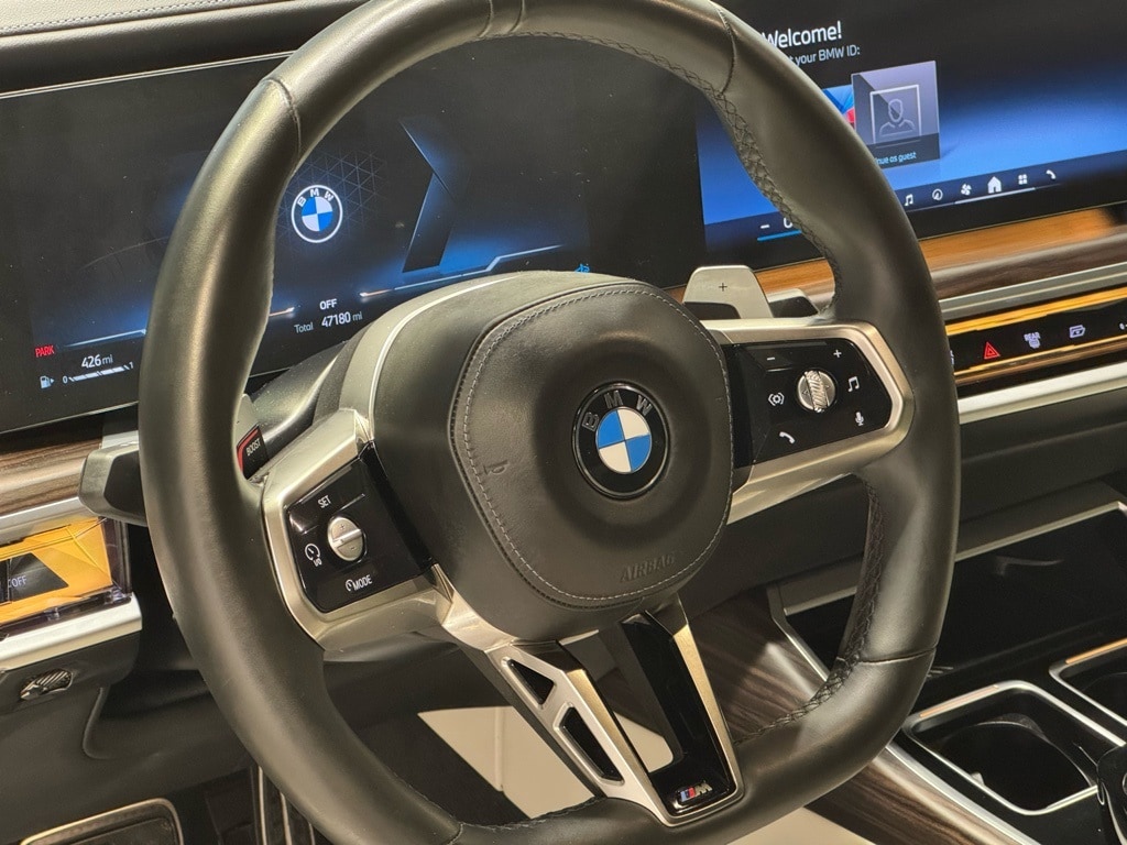 2023 BMW 740I - Image 14