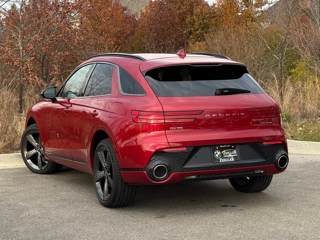 2024 GENESIS GV70 - Image 4