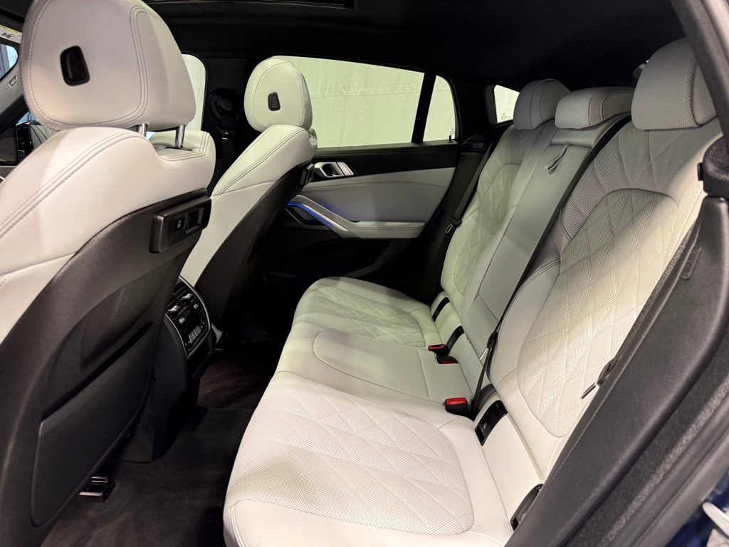2023 BMW X6 - Image 22