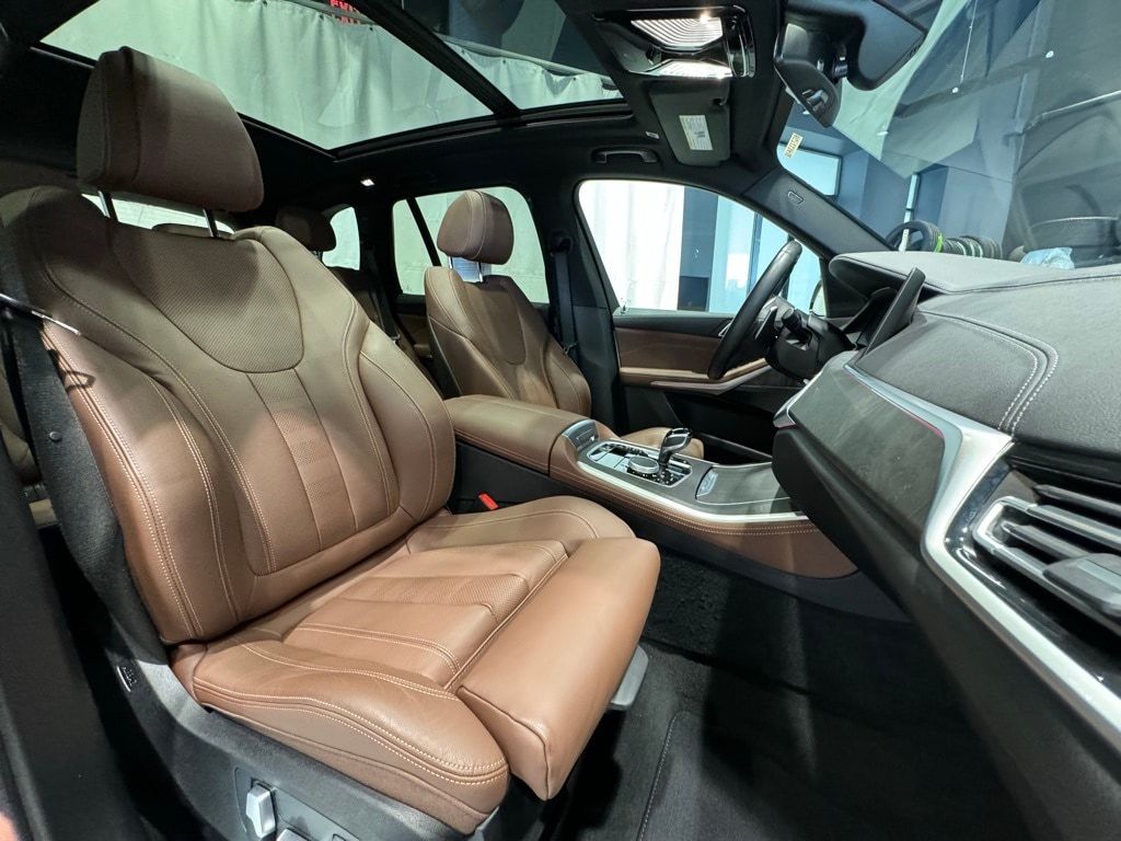 2022 BMW X5 - Image 28