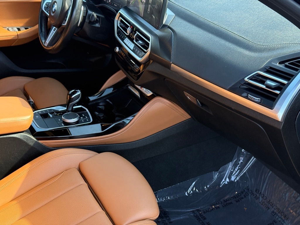 2022 BMW X4 - Image 31