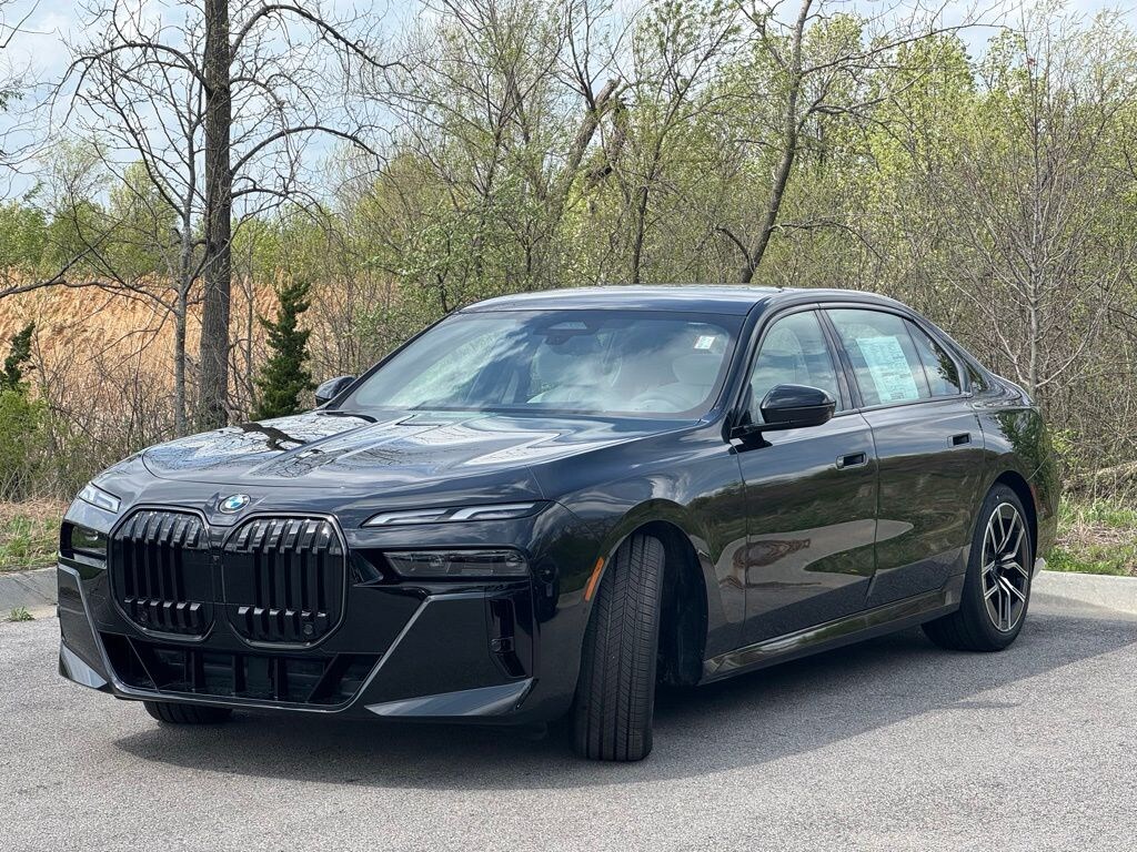 New 2026 BMW 760i xDrive Sedan
