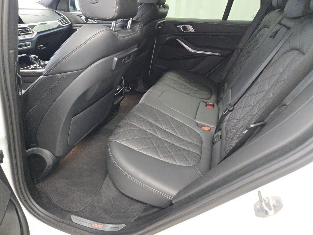 2023 BMW X5 - Image 24