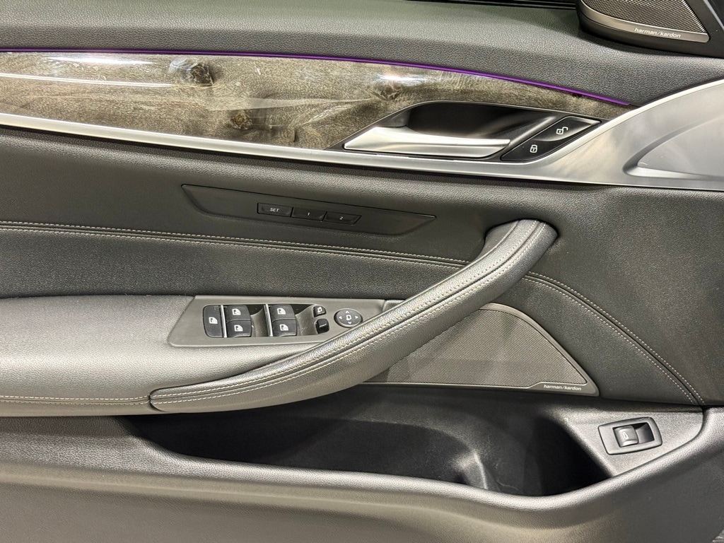 2023 BMW 540I - Image 15