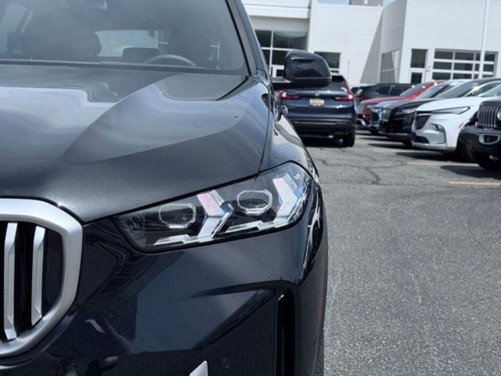 New 2026 BMW X5 xDrive40i SUV