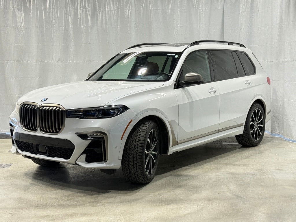 2022 BMW X7 - Image 3