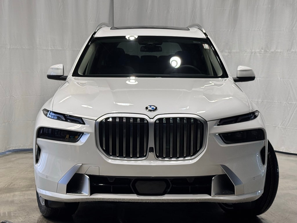 New 2026 BMW X7 xDrive40i SUV