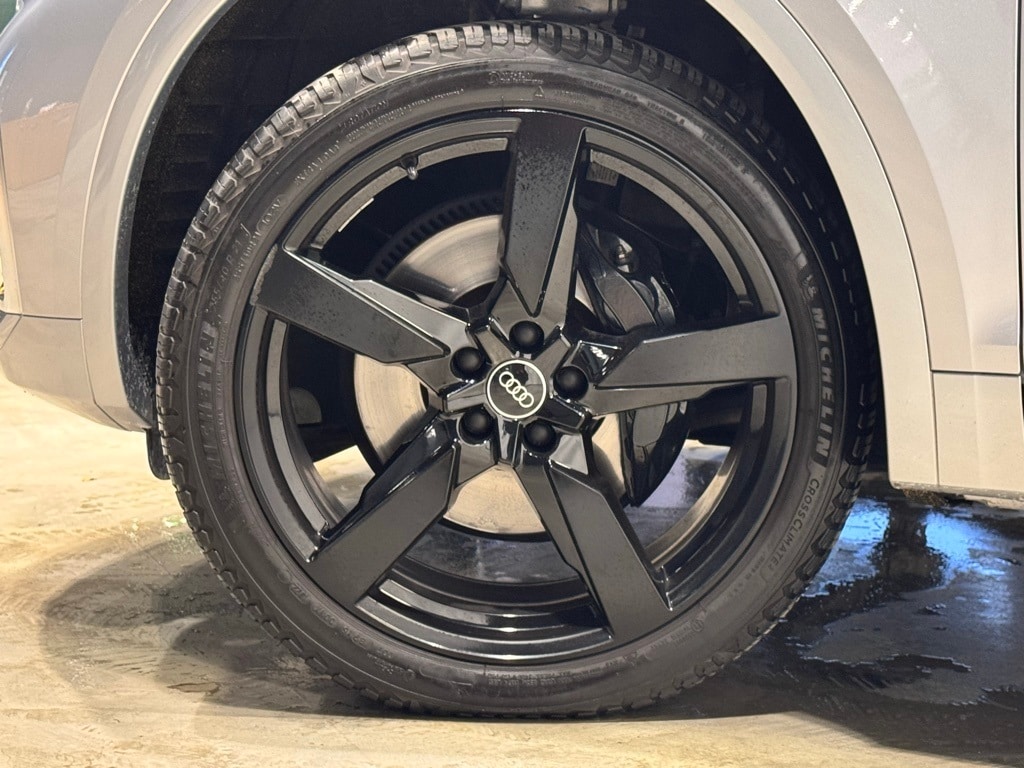 2022 AUDI SQ5 - Image 11