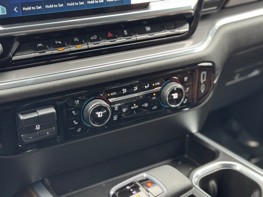 2024 CHEVROLET SILVERADO - Image 16