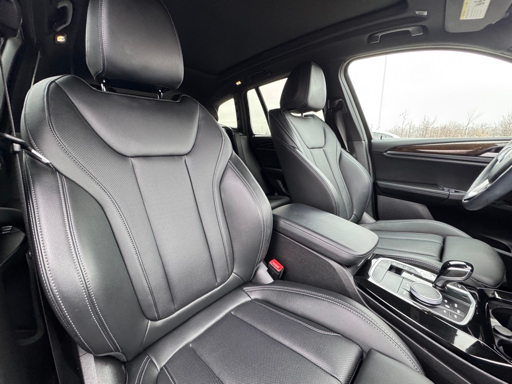2022 BMW X3 - Image 30