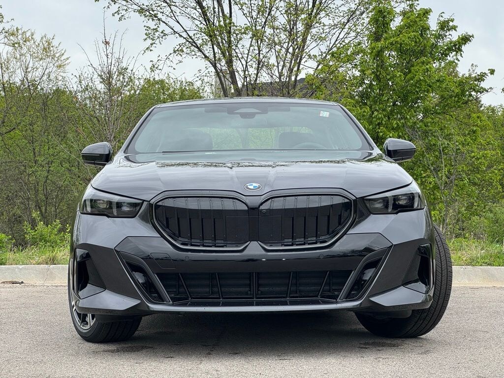 New 2026 BMW 530i xDrive Sedan